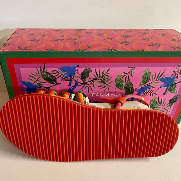 NWT-New with Box Farm Rio Tropical Tube Strap Fisherman Sandals.Size 10 - Picture 5 of 11